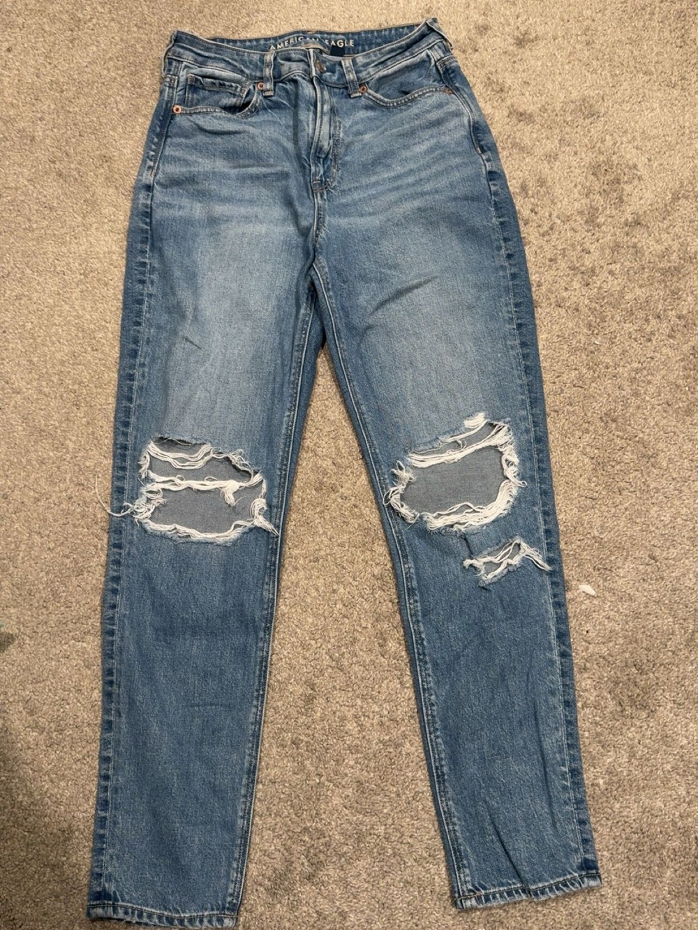 American Eagle Outfitters Medium Blue Straight Leg Jeans with Frayed Hem - Picture 2 of 3